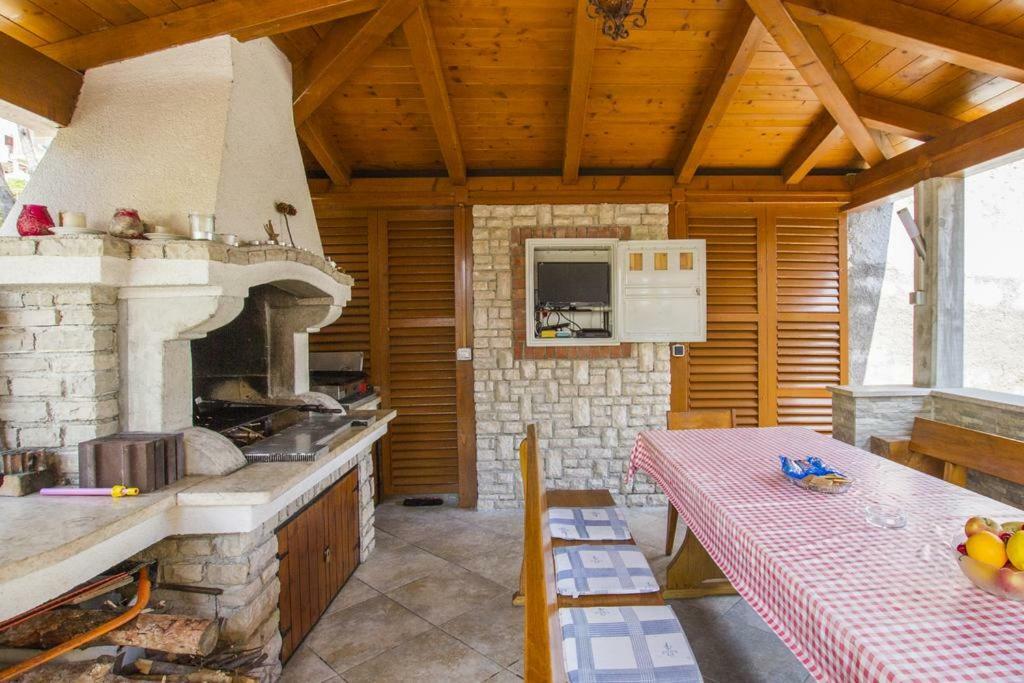 ArtApArt D Rabac Exterior foto