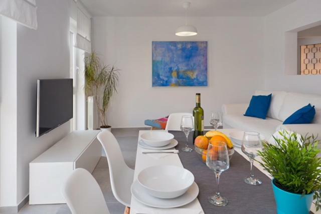 ArtApArt D Rabac Exterior foto