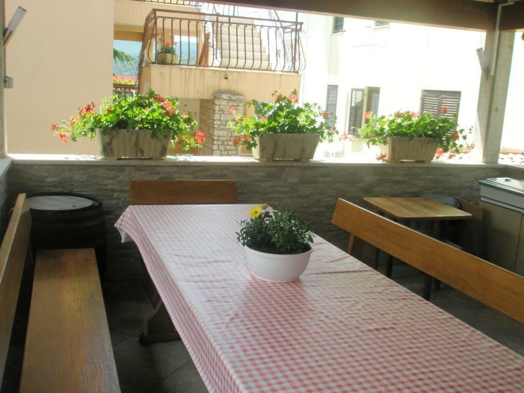 ArtApArt D Rabac Exterior foto